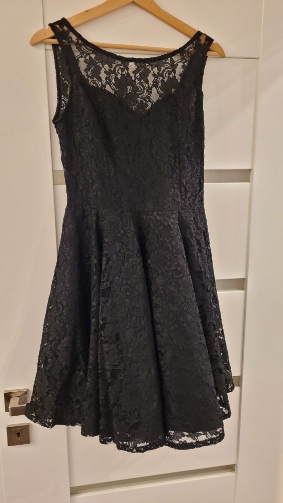 Czarna elegancka sukienka S/M