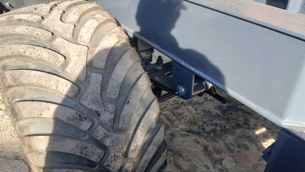 Tandem wywrotka 3 stronna KRAMPE 20 T resor skorupa