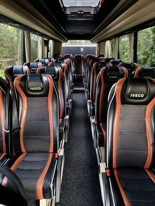 Krajowy i międzynarodowy transport osób - Zawadzki