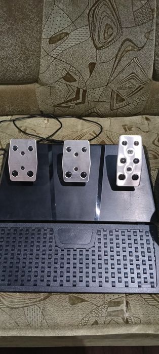 Ігровий руль TRACER