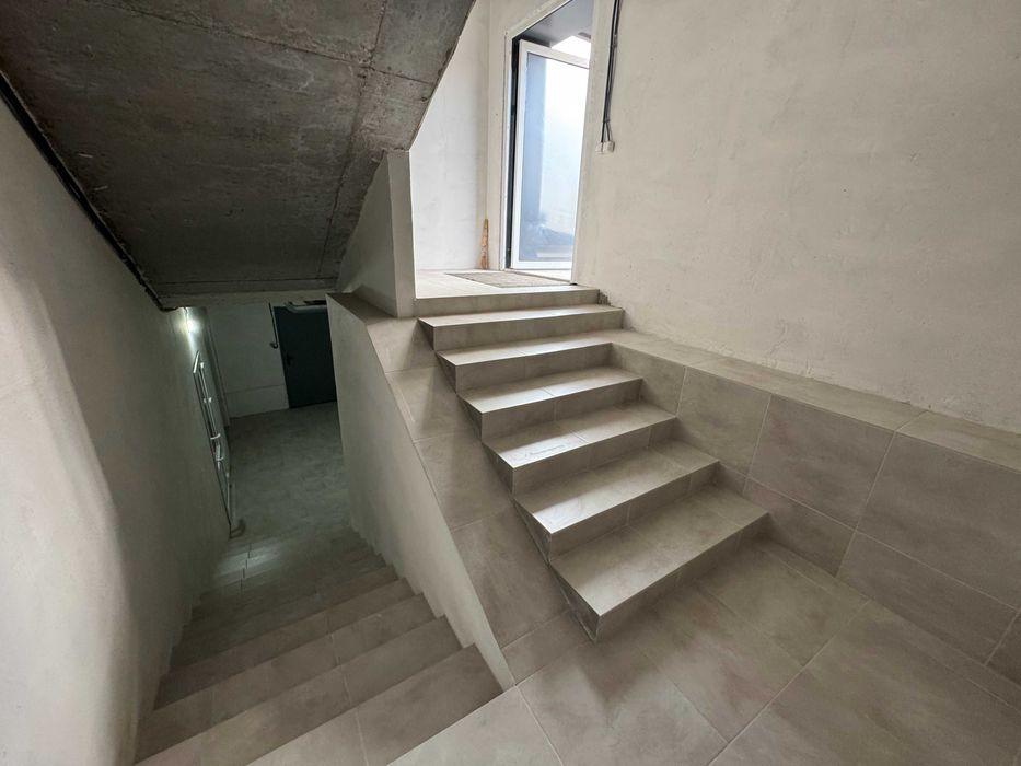 Підвальне приміщення в ТЦ Ринковий