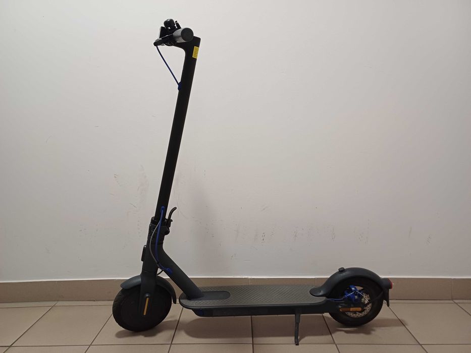 Hulajnoga elektryczna Xiaomi Mi Electric Scooter 3 Black