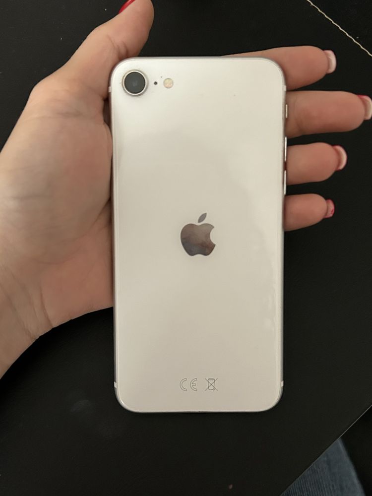 Iphone SE 2020 + 2 case