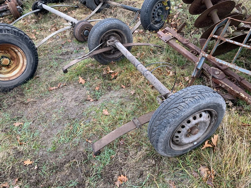 Oś belka przyczepa przyczepka rozrzutnik