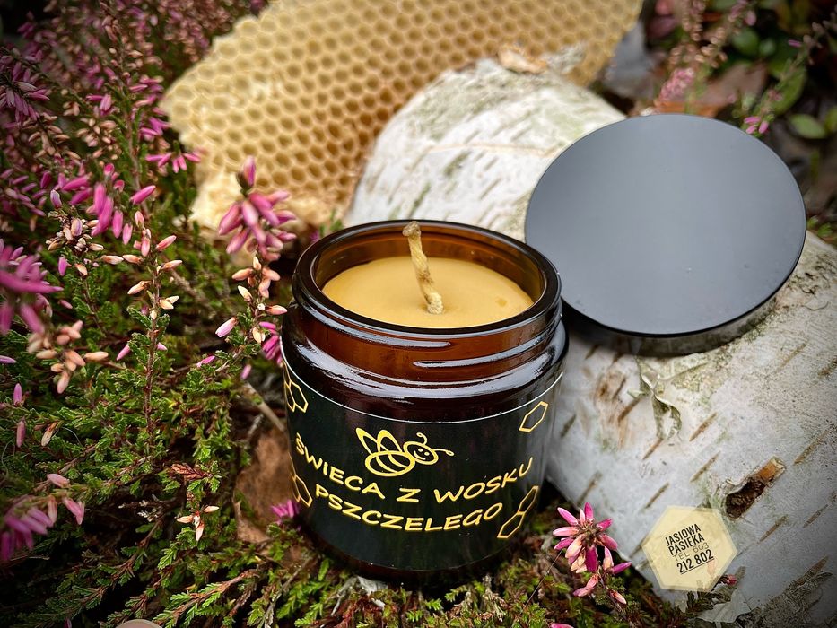 Świeca z naturalnego wosku pszczelego