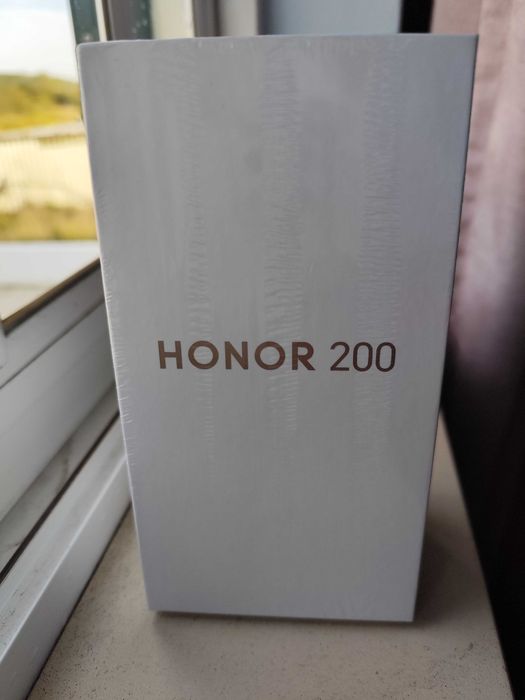 Honor 200 com carregador Novo