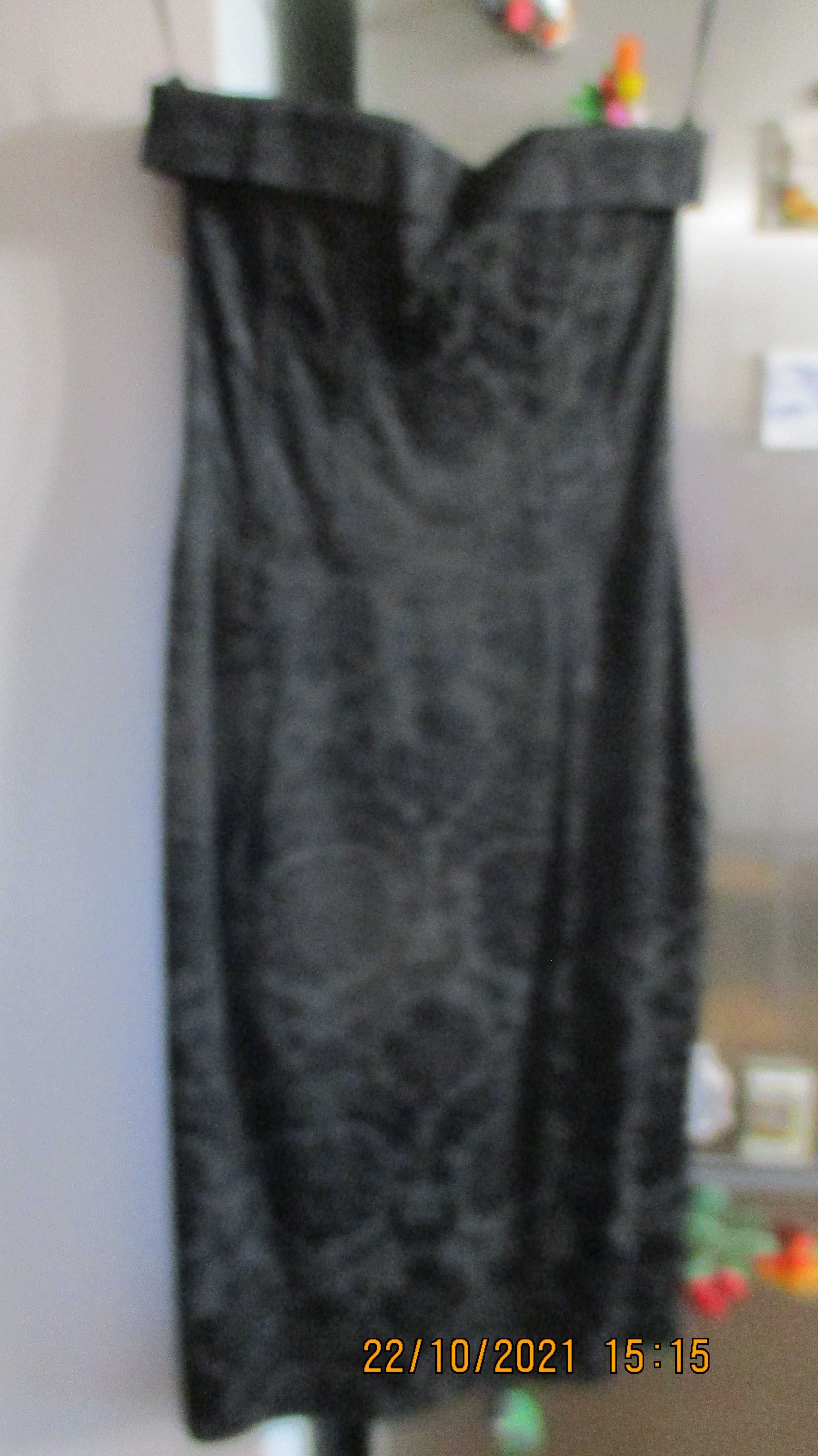 sukienka "mała czarna"