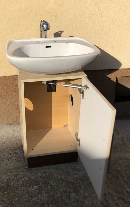 Umywalka z baterią + szafka. Na czas remontu i wykańczania mieszkania