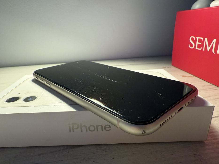 IPhone 11 128gb biały