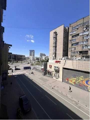 Продаж! 3-к квартира в центрі! Сталінка, вул.Гончара Олеся, 79
