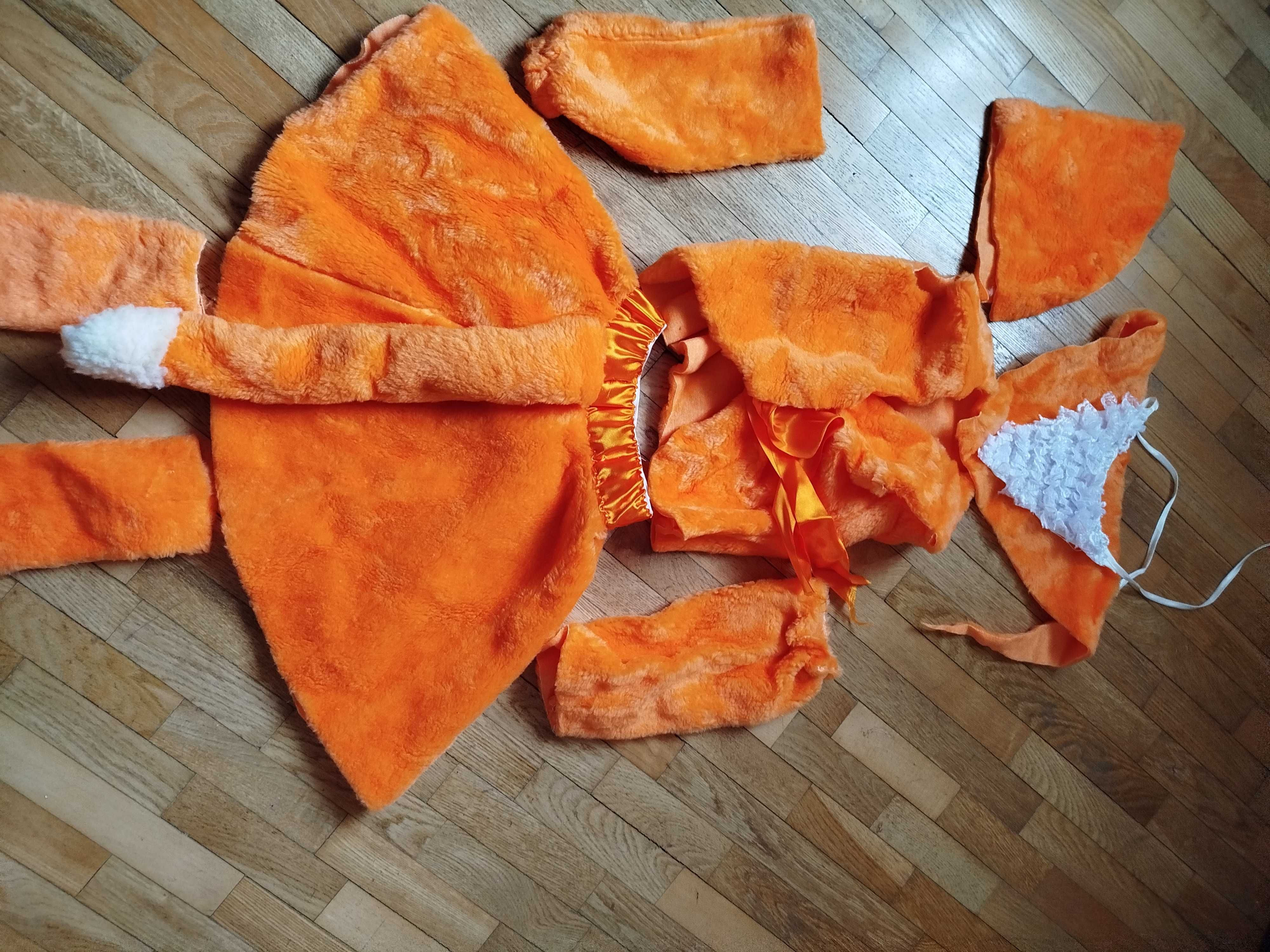 Новорічний костюм лисиці