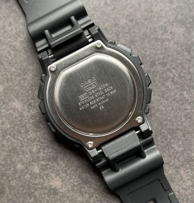Годинник наручний Casio WS-1400H-1A новий оригінал illuminator