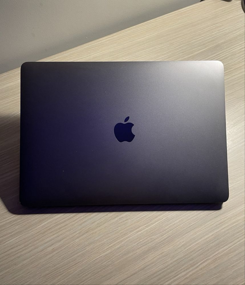 Macbook pro 13’ i5 8/128gb z 2017 super stan