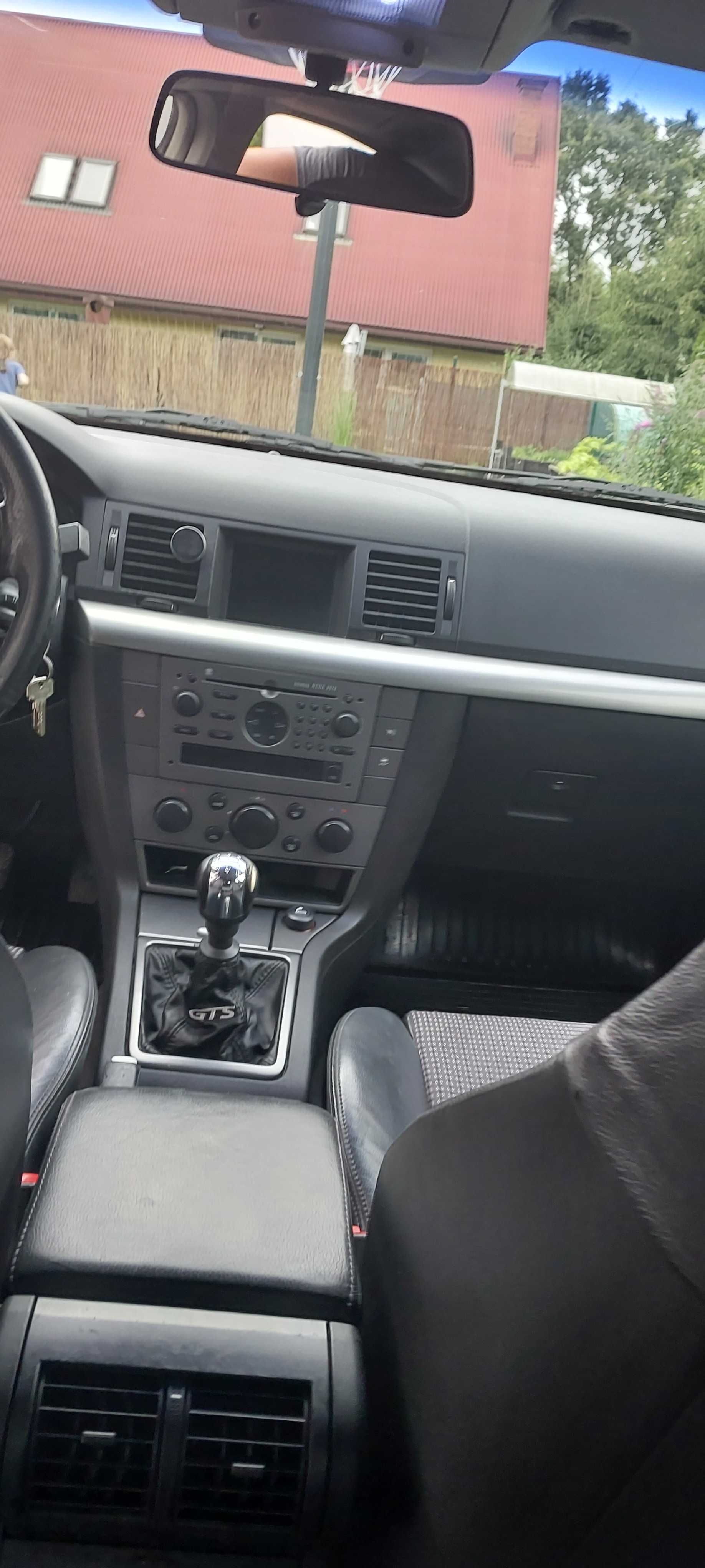 Opel Vectra C 3.2 v6
