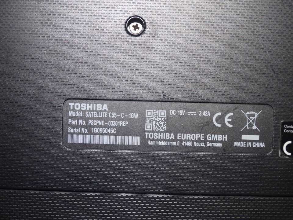 Vende se Computador Portatil Toshiba