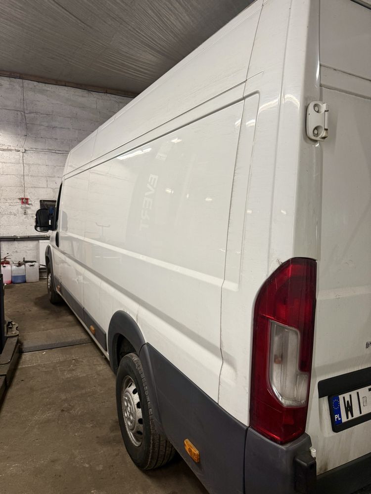 Peugeot Boxer L4H2 furgon Salon Pl fv23%