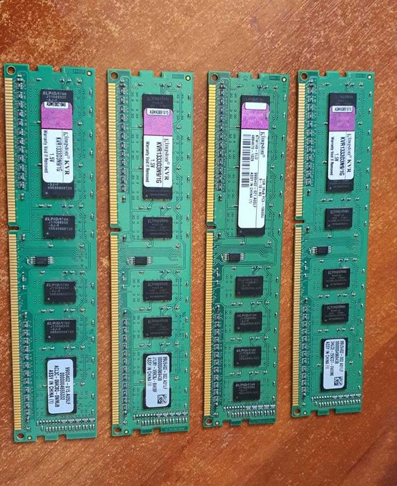 Оперативна пам’ять Kingston DDR3 1333MHz (1GB × 4 = 4GB)