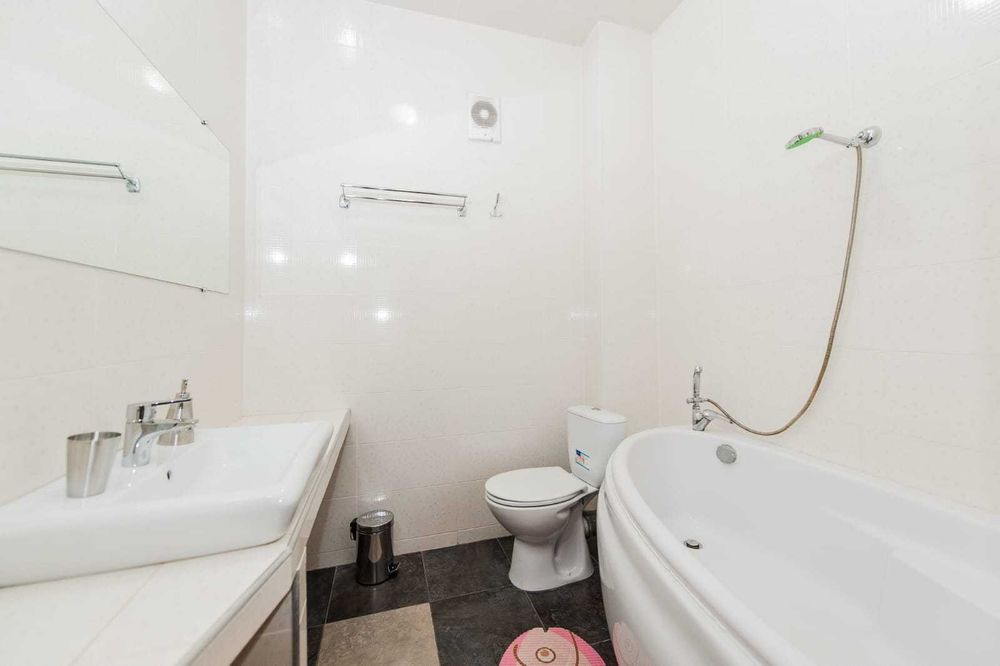 Центр. Район Панкрат-го моста сдам гостиничний номер с удобствами