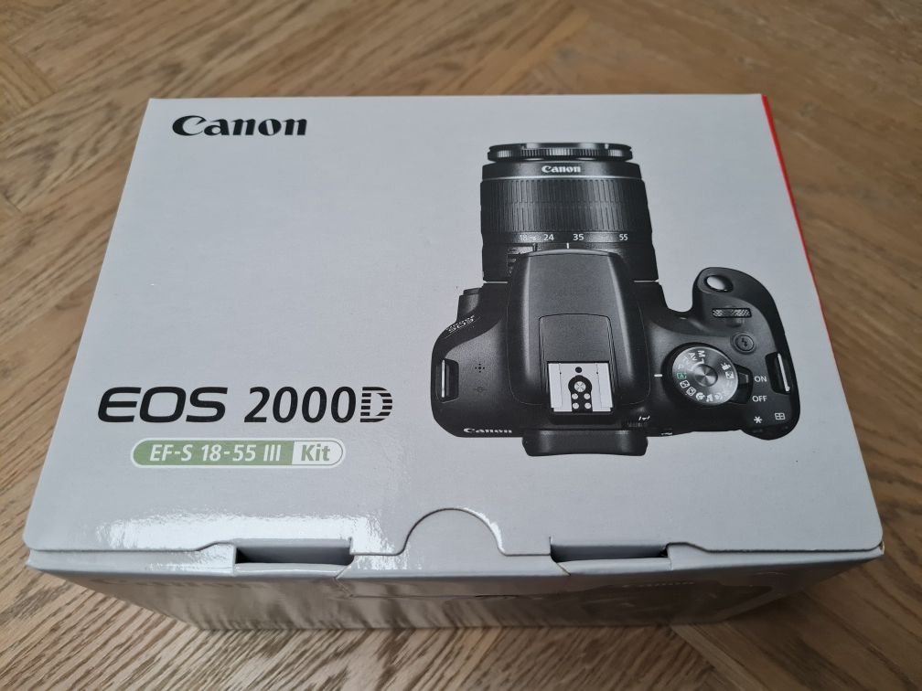 Canon EOS 2000D + ob EF-S 18-55 III