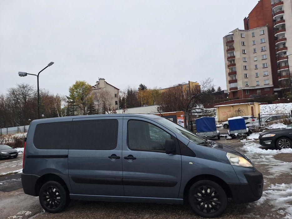 Transport towarów, zakupów ładunków, sprzętu AGD, przewóz osób