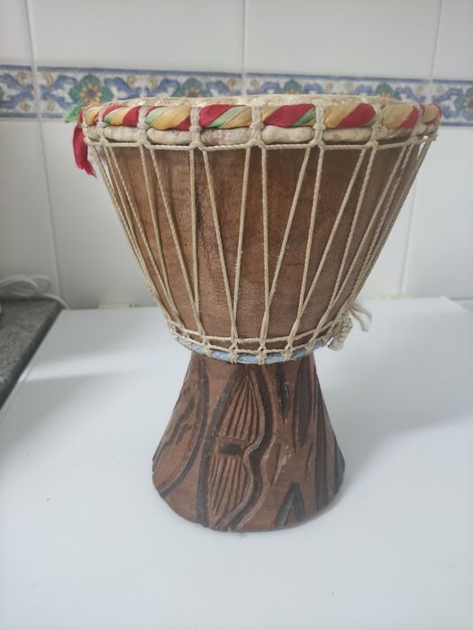 Djembe  para fazer música