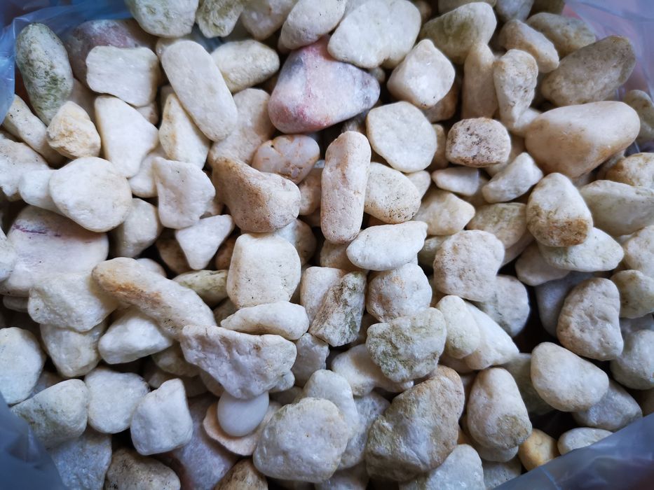 Pedra com portes incluídos