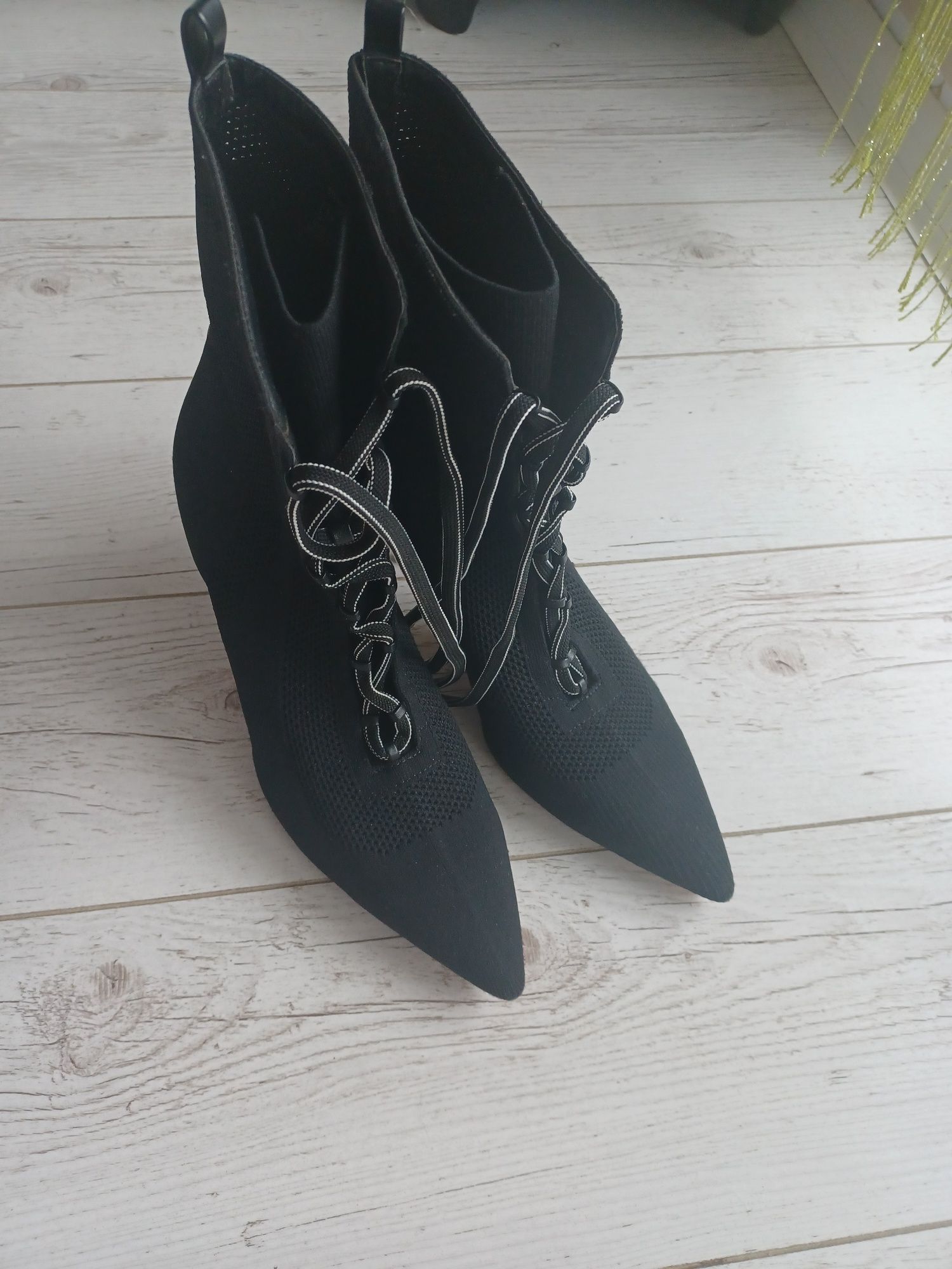 Buty na obcasie zara 41