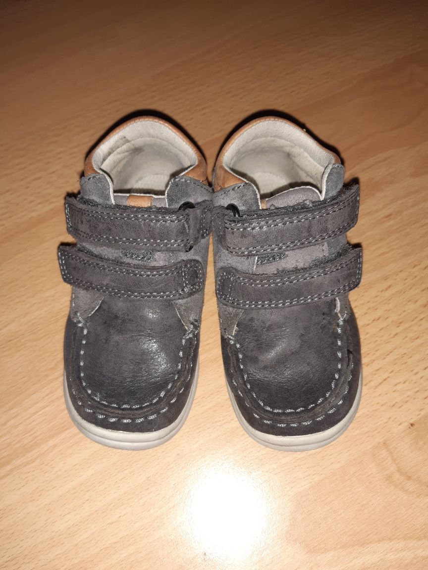 Skórzane buty Clarks rozm 20,5 stan bardzo dobry