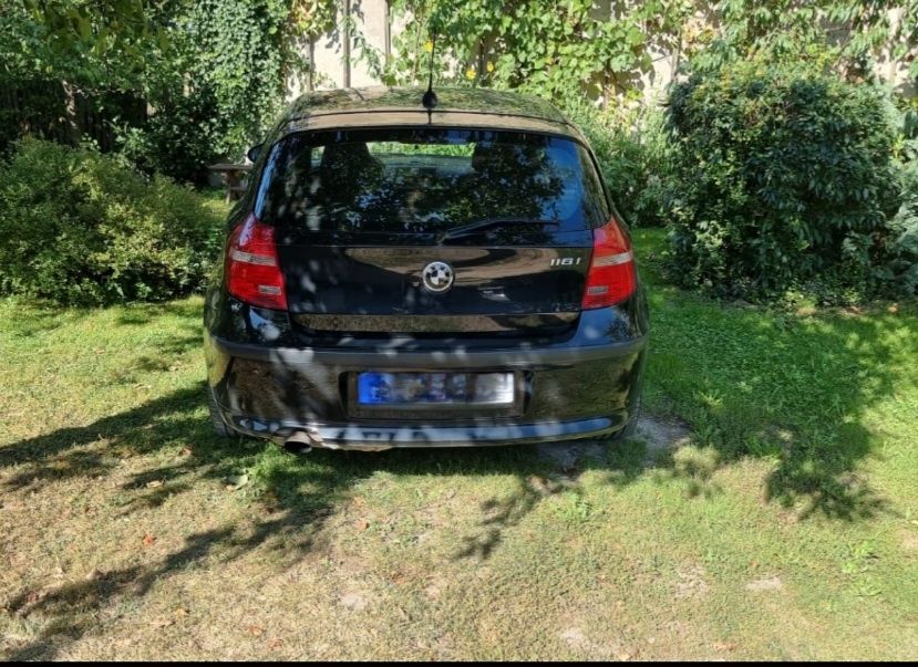 Sprzedam BMW 116I, 2007r, benzyna, 3-drzwiowy