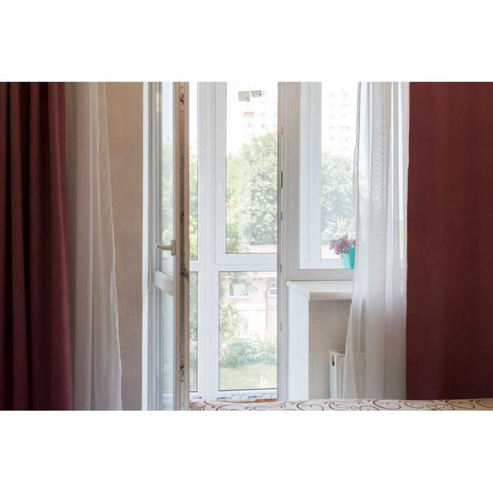 Квартира подобово/ вул. Молодої Гвардії/ Спортивна/ Захисників України