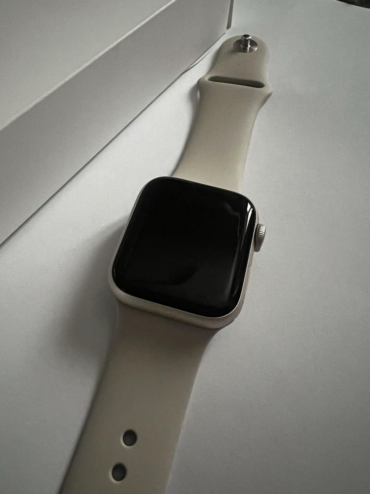 NOWY zegarek Apple Watch SE2 40mm