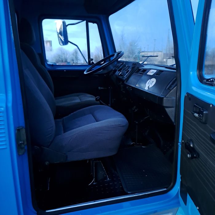 Газ 3307 після реставрації.