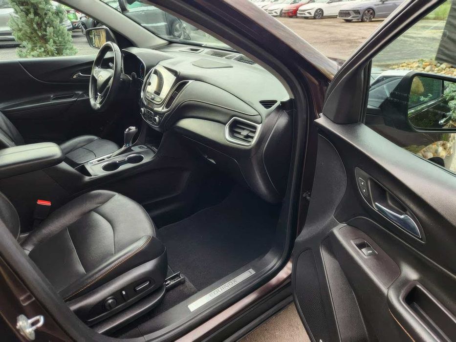 Chevrolet Equinox Premier      2020