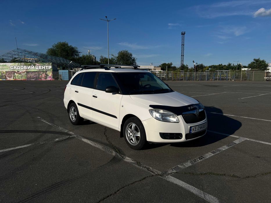 Аренда авто. Авто под такси. Skoda Fabia 1,2 газ/бензин