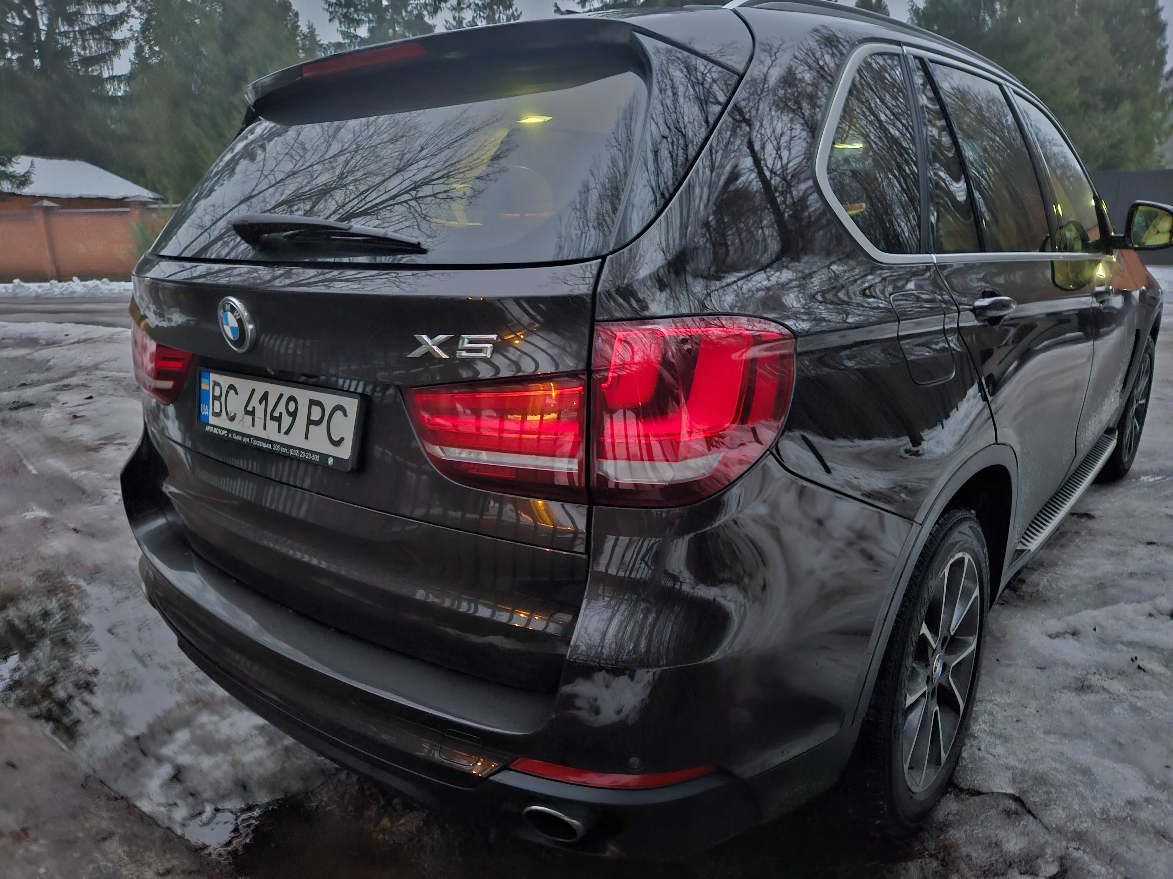 BMW X5 2015 року