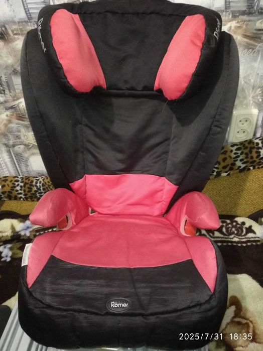 Автокрісло Romer зручне. Від 15 до 36 кг.гарне