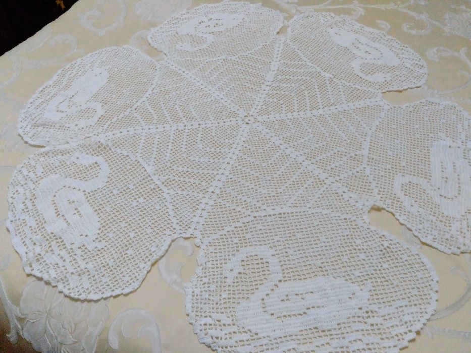 Toalha de renda para camilha