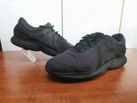 Nike Revolution 4 - 48,5