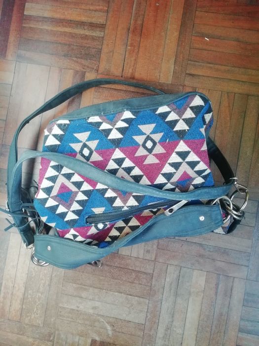 mala alças e com padrão