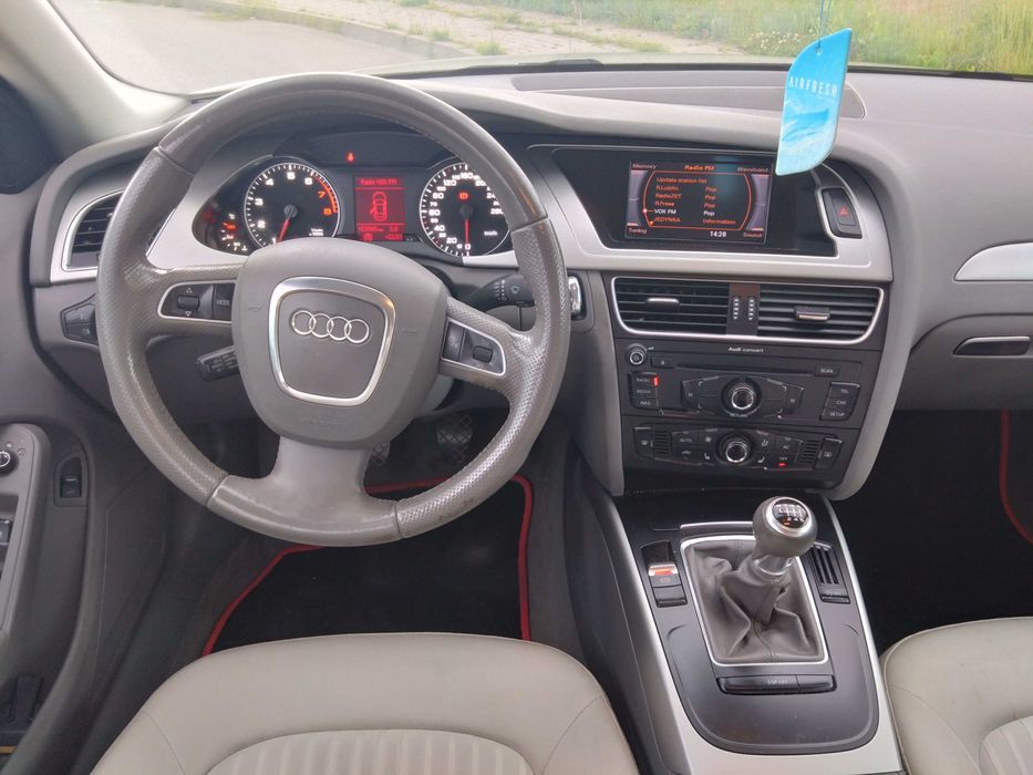 Audi a4 b8 limousine 2.0 tfsi 211km