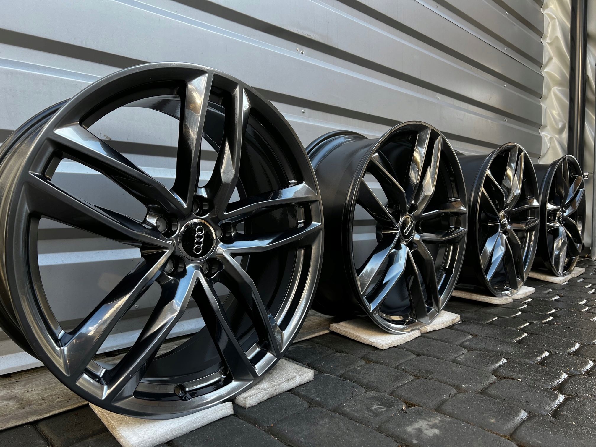 Oryginalne Felgi Audi 20 RS A4 A6 A8 Q3 Q5 TT