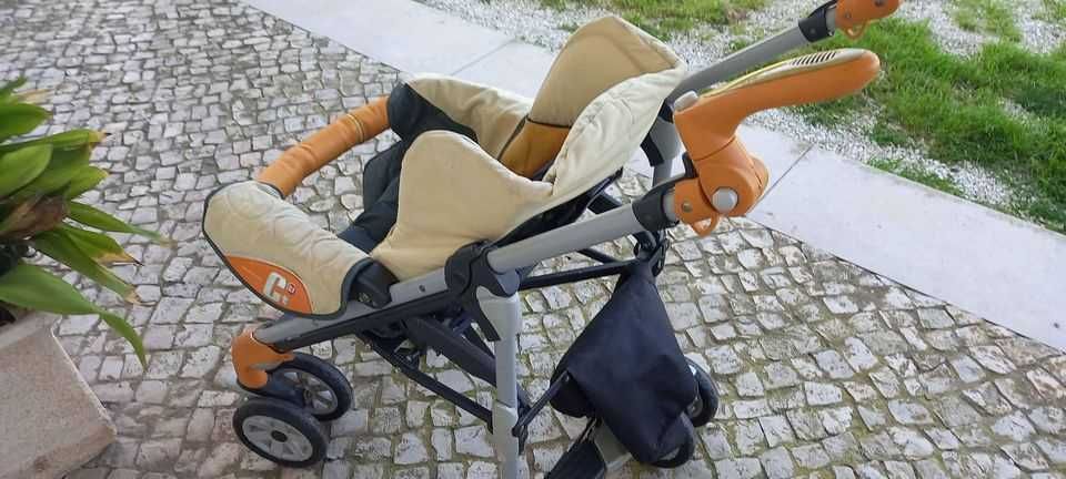 Cadeira de passeio para bébé marca Chico