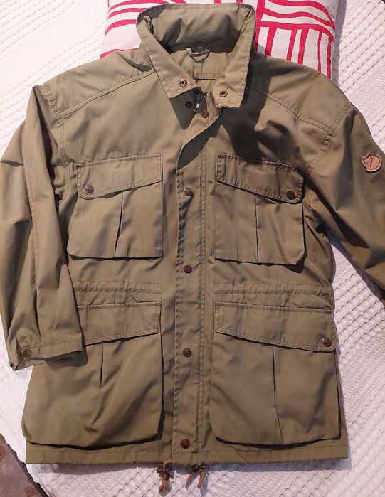 Kurtka lekka Fjällräven Rozm. M / L
