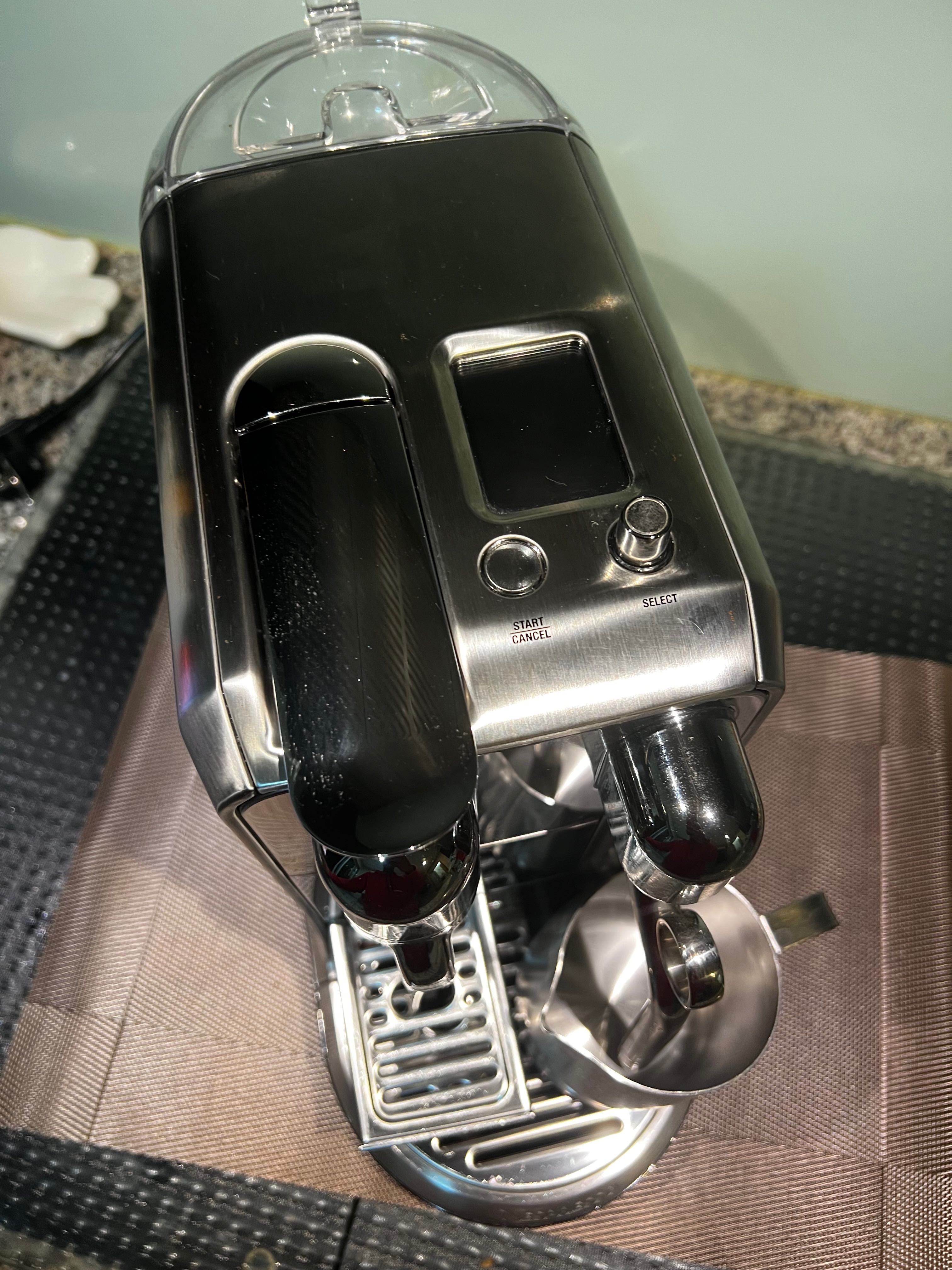 Maquina Nespresso Creatista Plus - Usado