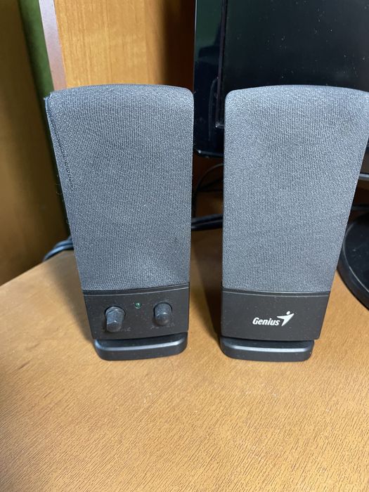 Продам компʼютер для навчання або роботи монітор мишка клавіатура