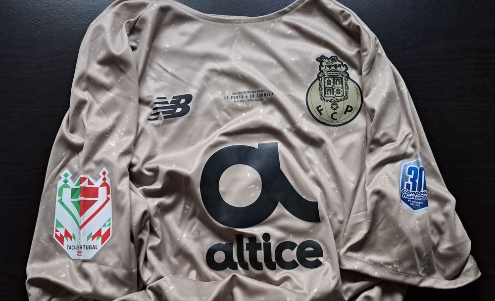 Camisola do jogador Marchesín do FC Porto