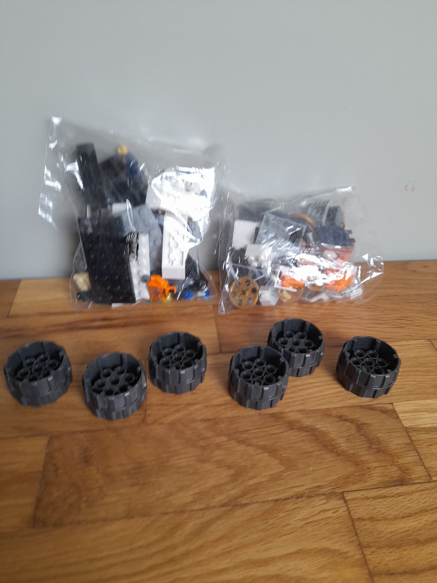 Lego City 60225 kompletny