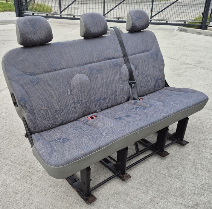 Kanapa lll trzeci rząd Trafic Vivaro