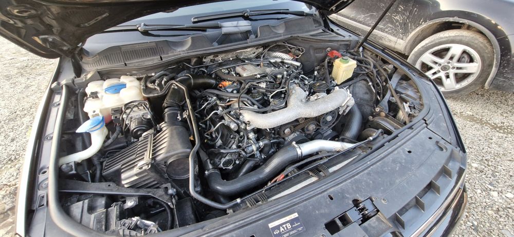 Двигун CASA CATA 3.0tdi Touareg NF Audi Q7 Porsche Cayenne мотор каса