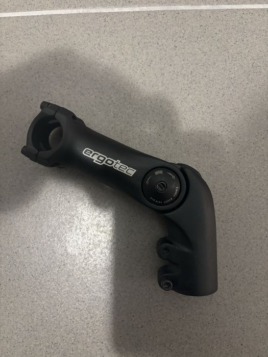 Mostek regulowany Ergotec 25,4 - 90 lub 110 mm